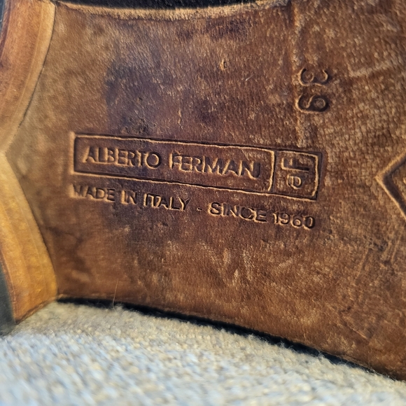 Alberto Fermani Suede Tall Flat Boot in Brown sz 8.5 - Picture 9 of 9